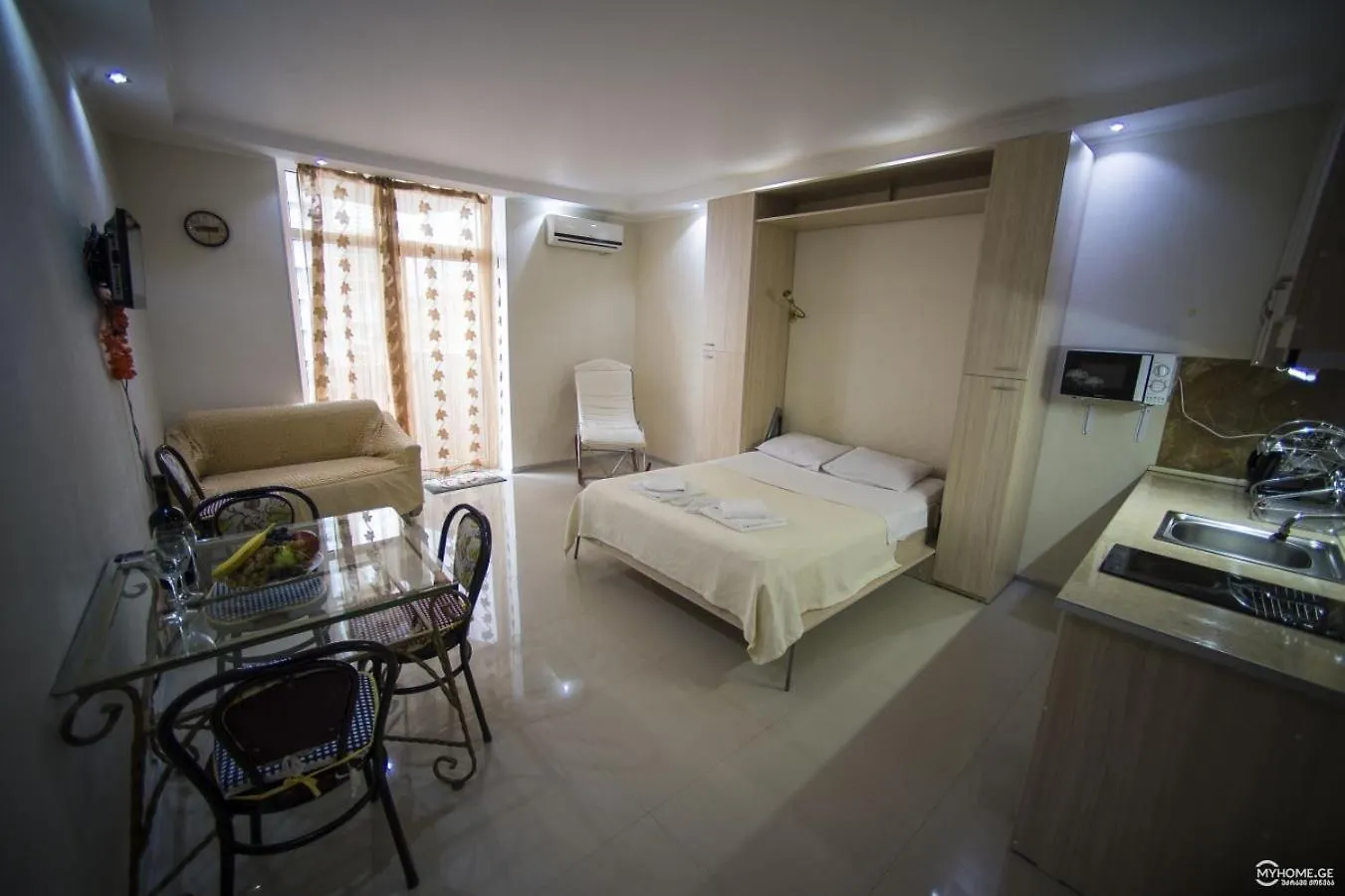Batumi Royal Apartments 0*,